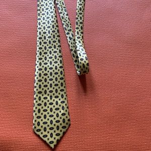 Tie